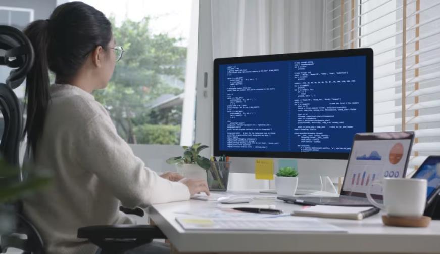 江西企业数字化解决方案:机器学习赋能商业模式升级的核心路径